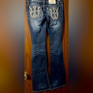 Miss Me Jeans with Horseshoe pocket